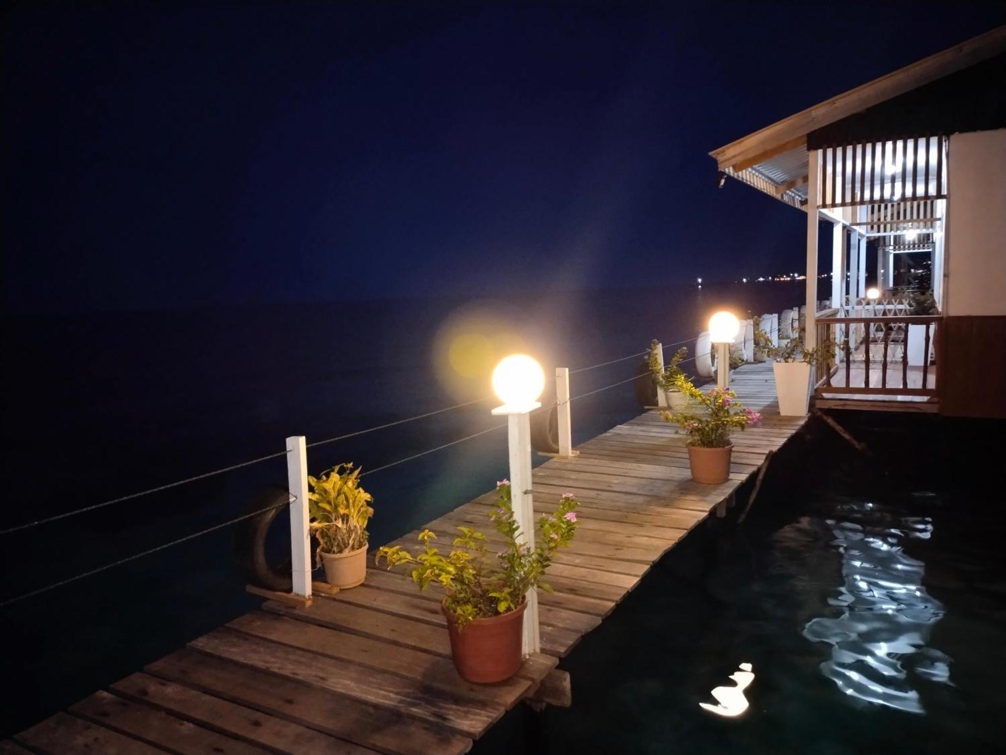 Bihing Angan Water Chalet Semporna Exterior foto